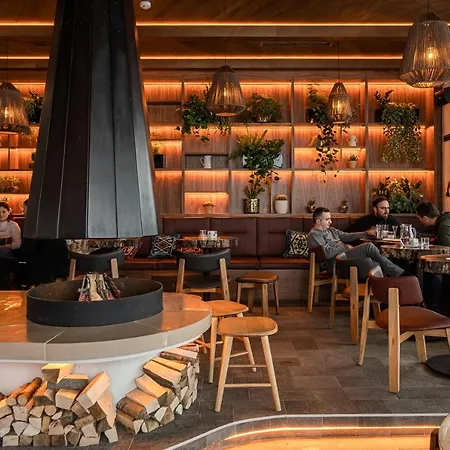 Aparthotel Rajska 4*