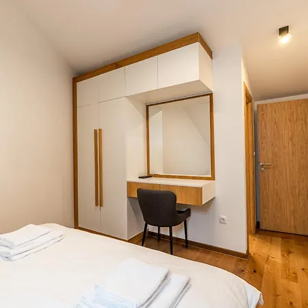 Aparthotel Rajska 4*