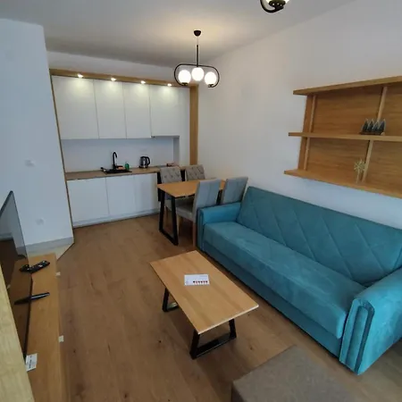 Aparthotel Rajska *